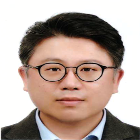 작가 프로필 이미지